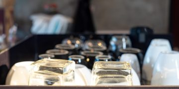 Free Perfume Samples: Your Guide to Discovering New Scents in 2025 - Cover Image