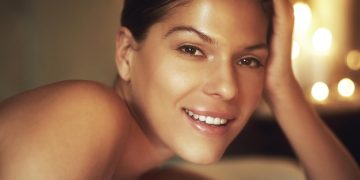 Free Skincare Samples: Your Guide to a 7-Day Glow-Up - Cover Image